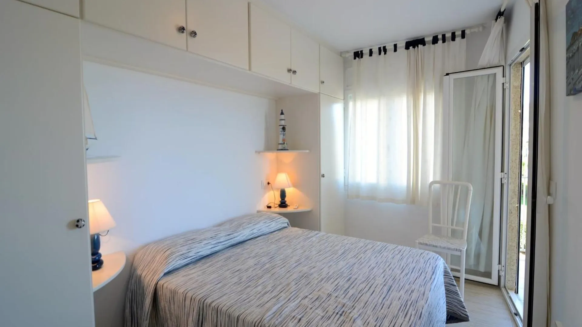 Apt Volendam Planta Baja Con Piscina Privada L'Estartit 0*,  Spain
